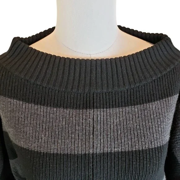 Tory Burch Heavy Warm 100% Wool Oversize Sweater Black Gray Wide Stripe M